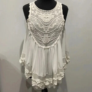 🎉HOST PICK 🎉Paradiso | Boho sleeveless Lace Layered  Top